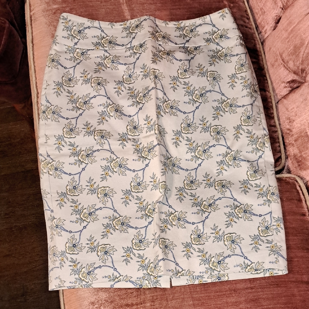 Ann Taylor Blue Pencil Skirt Knee-Length Casual